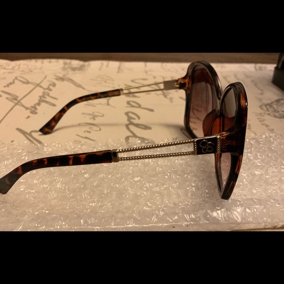 Jessica SIMPSON Tortoise Shell, sunglasses.. NWNT - Picture 7 of 11